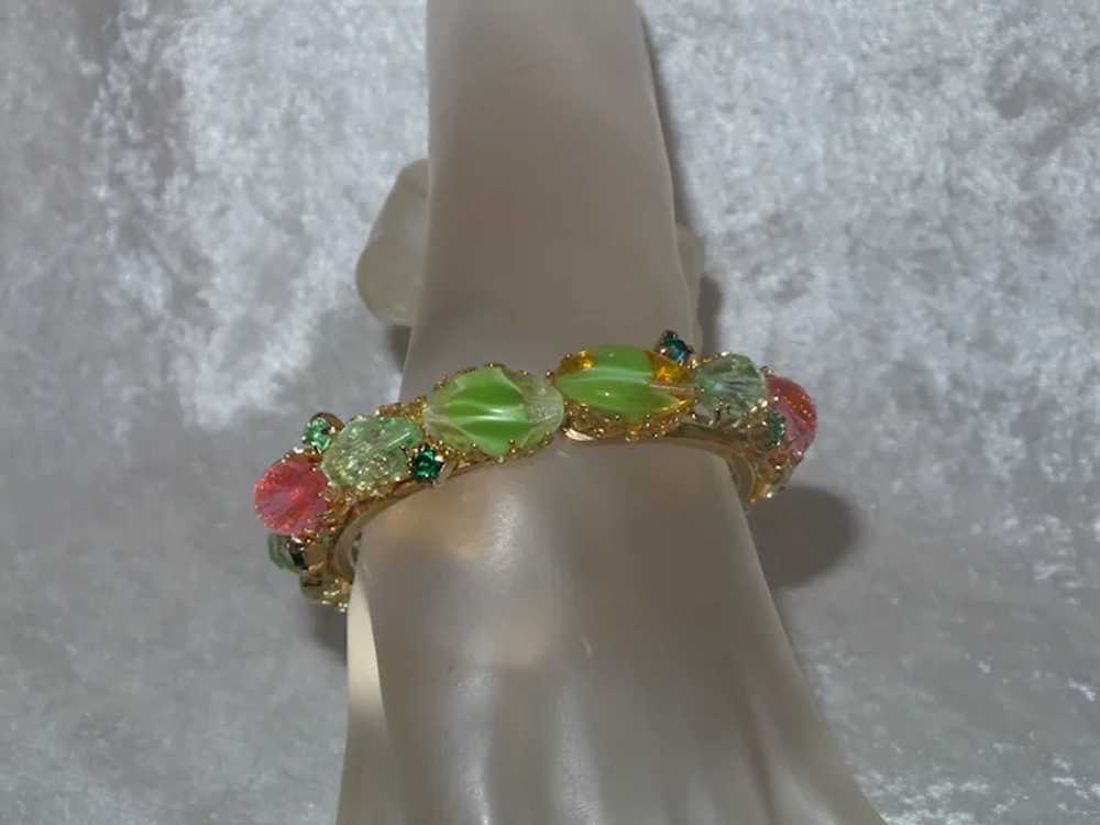 Juliana Molded Art Glass Hinged Bracelet with Rhi… - image 5