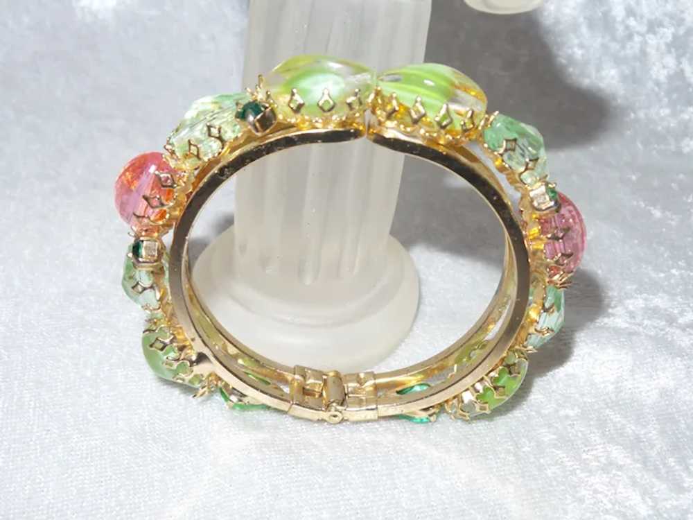 Juliana Molded Art Glass Hinged Bracelet with Rhi… - image 6