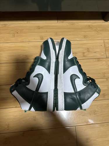 Nike Spartan Green Dunks