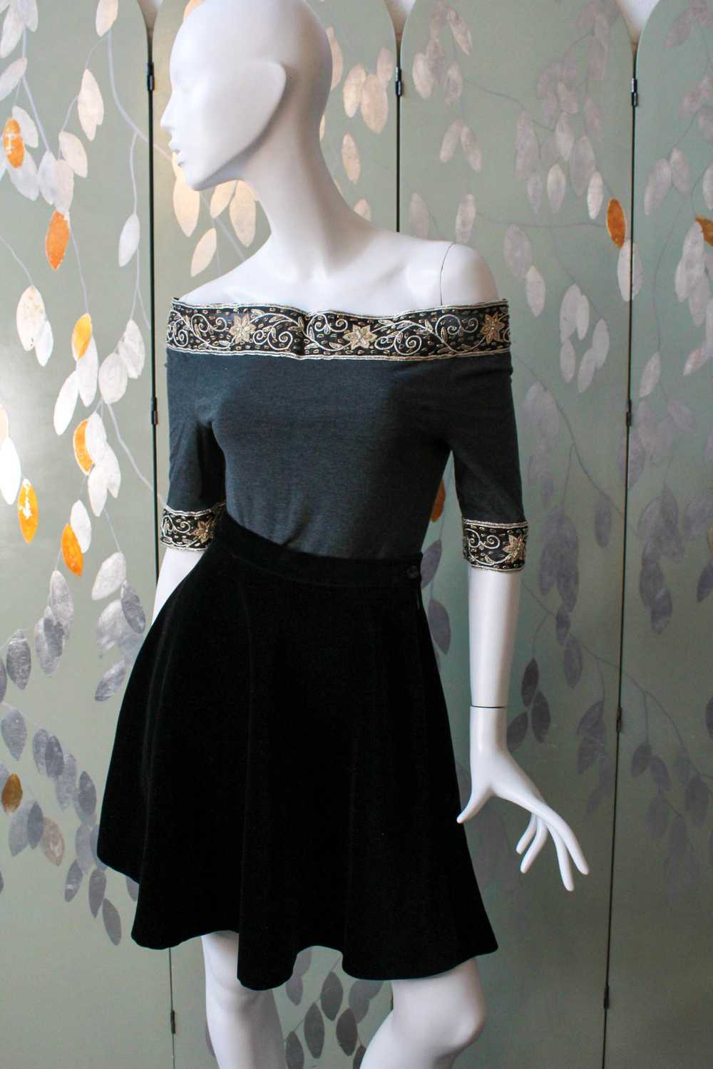 1980s Romeo Gigli Embroidered Off the Shoulder To… - image 2