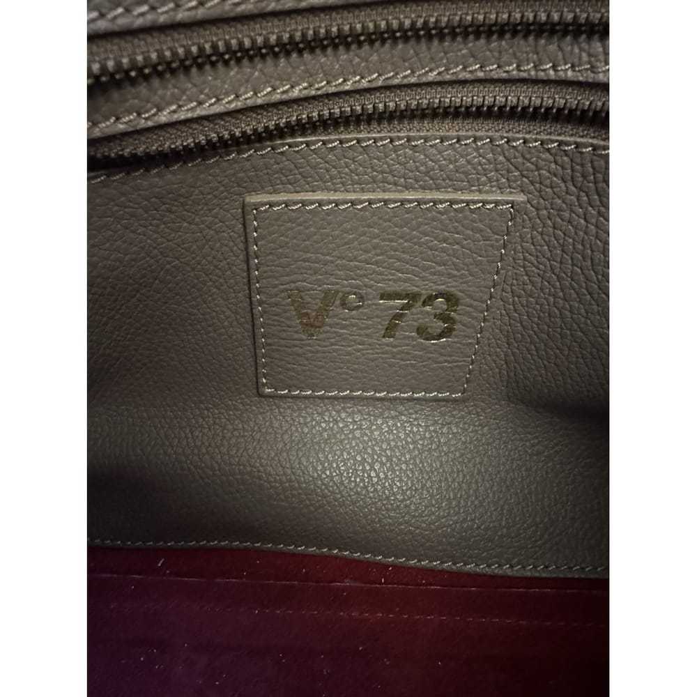 V 73 Tote - image 4