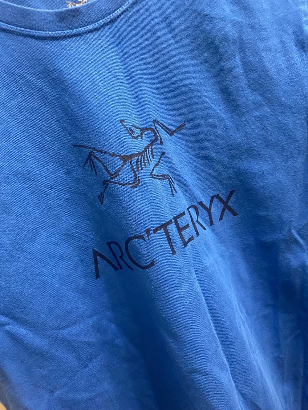 Arc'Teryx × Vintage Arcteryx big logo tee - image 5