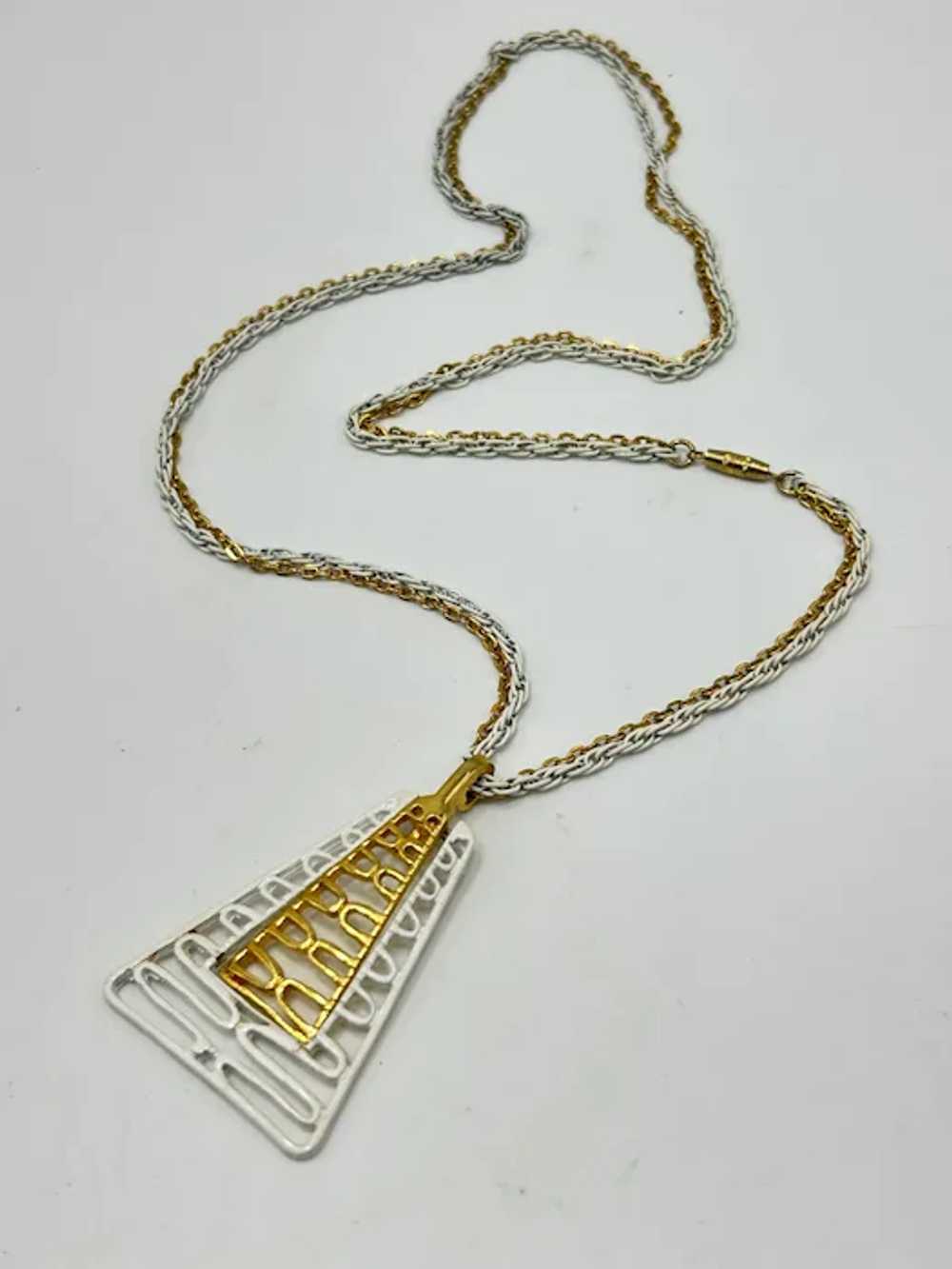 Vintage Gold Tone & White Enamel Necklace 70s Cos… - image 2