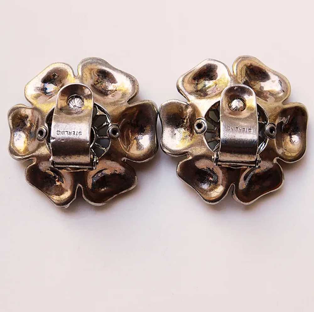 Fabulous 1940s STERLING & Aqua Stones Flower Clip… - image 2