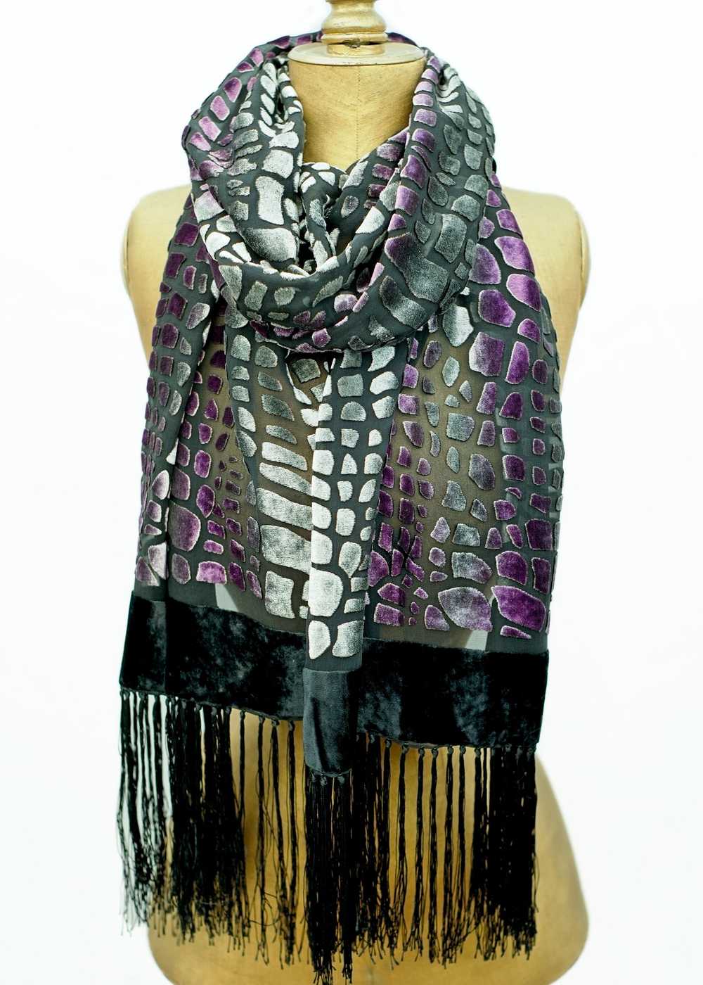 Vintage Black Purple Silk Velvet Burnout Shawl Sc… - image 1
