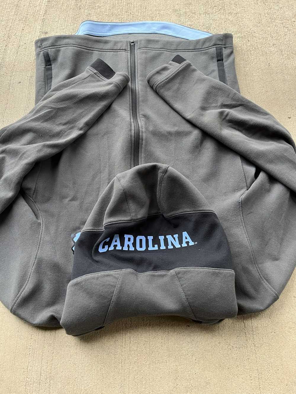 Jordan Brand × Nike UNC Jordan Zip-Up Hoodie - image 4