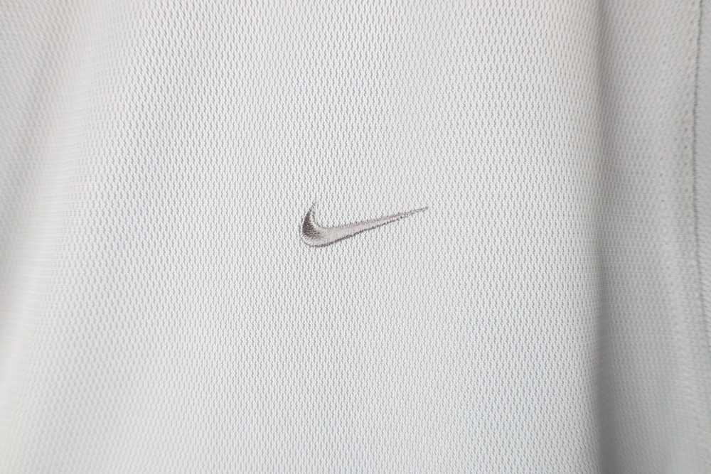 Nike × Vintage Vintage Nike Mini Swoosh Short Sle… - image 4