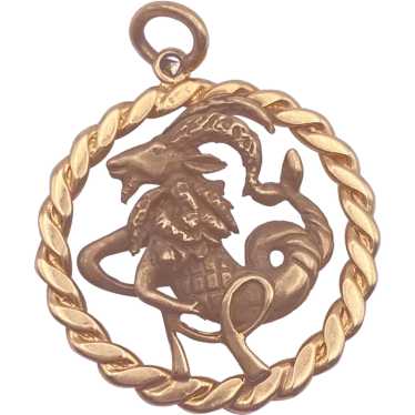 Capricorn Vintage Zodiac Charm Pendant 14K Gold - image 1