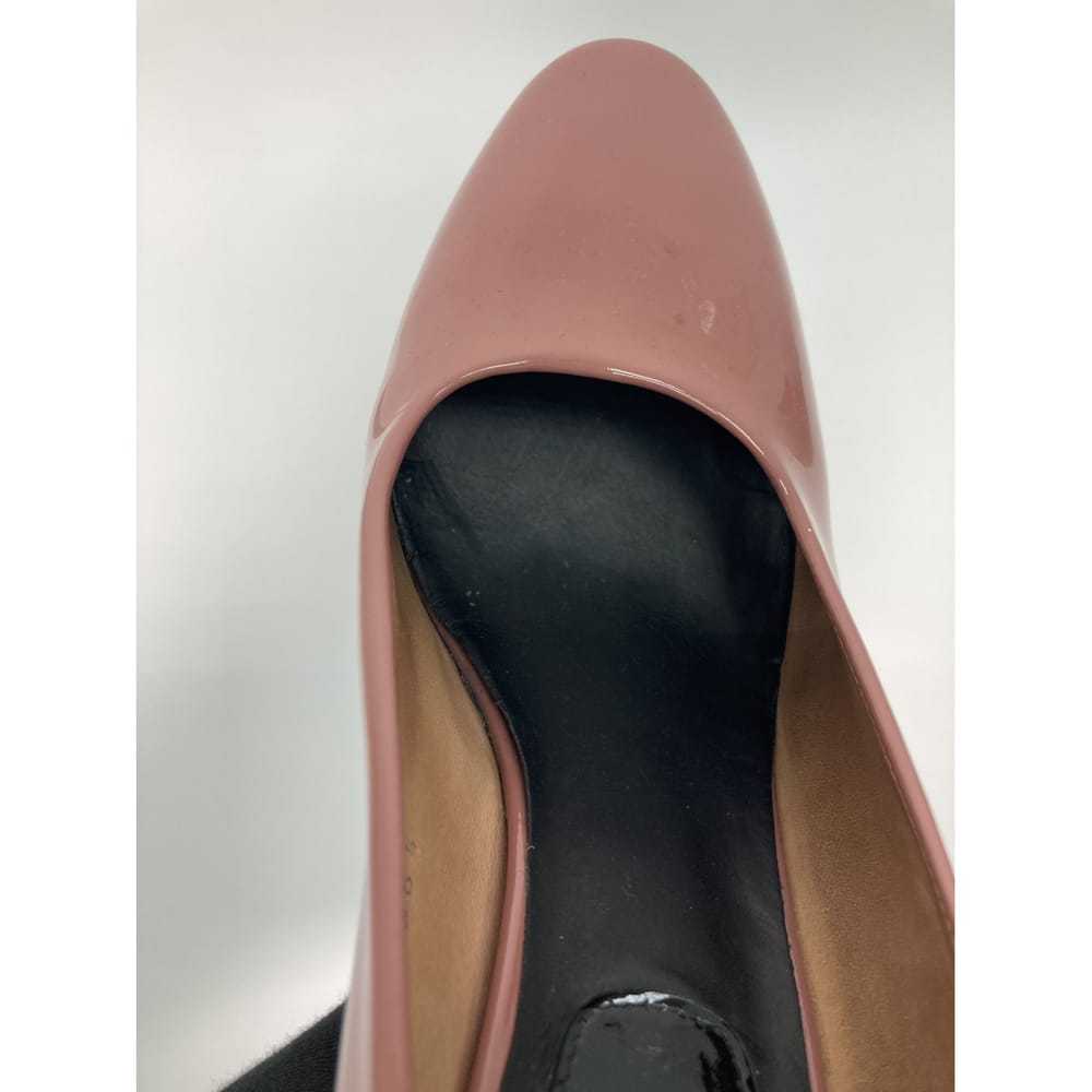 Dries Van Noten Patent leather heels - image 8