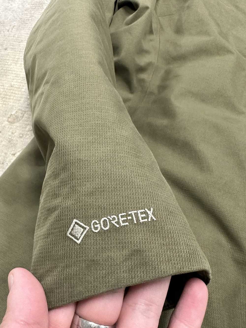 Arc'Teryx × Goretex × Made In Canada Arc’teryx Pa… - image 4