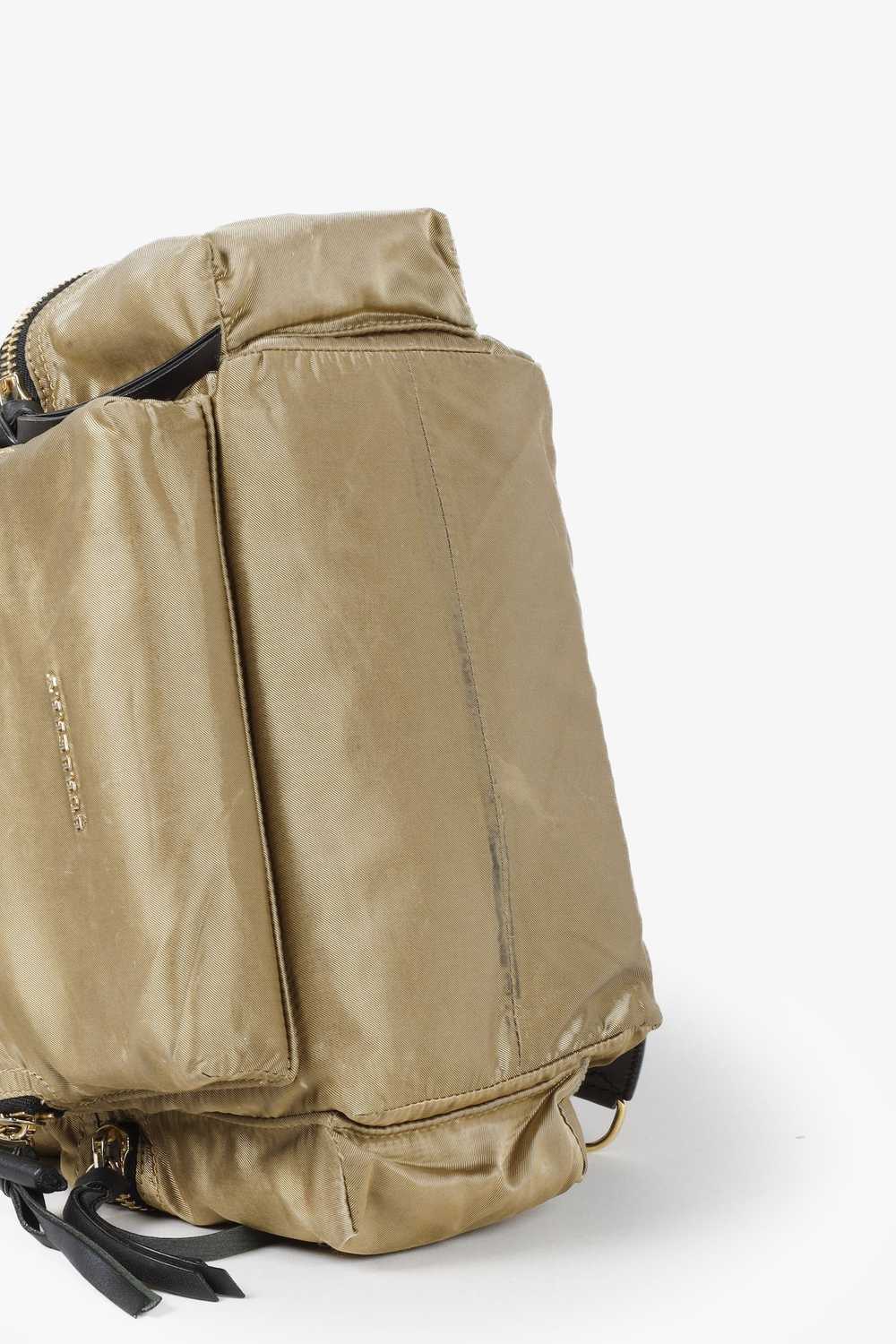 Burberry Burberry Gold/Black Nylon Rucksack - image 5