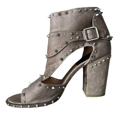 Laurence Dacade Laurence Dacade Deric Studded Leat