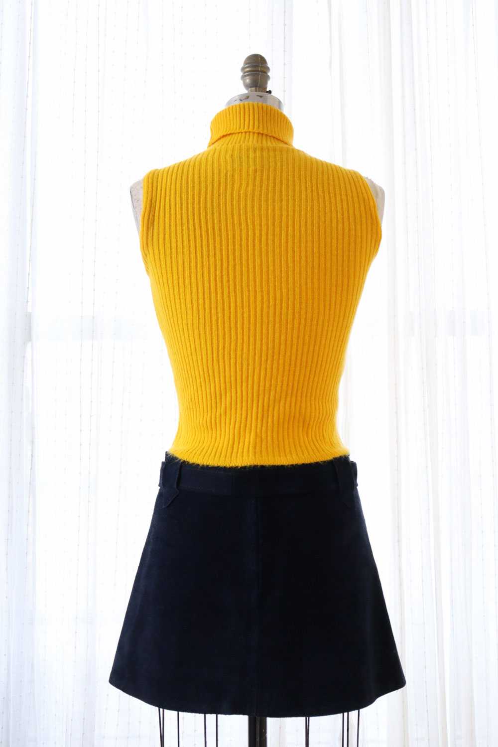 Sunshine Yellow Ribbed Twinset S/M - image 6