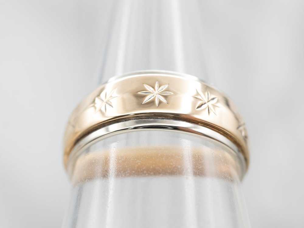 Two Tone Band With Etched Star Details - image 4