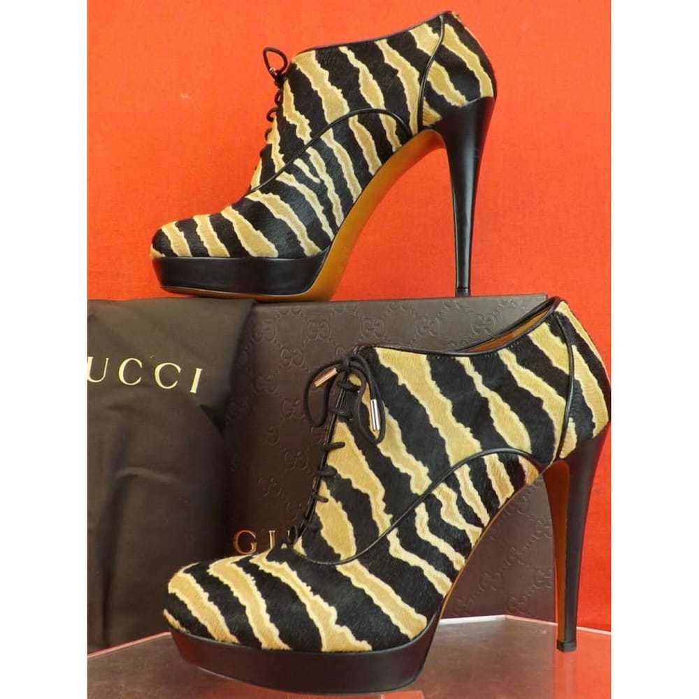 Gucci Pony-style calfskin lace up boots - image 2