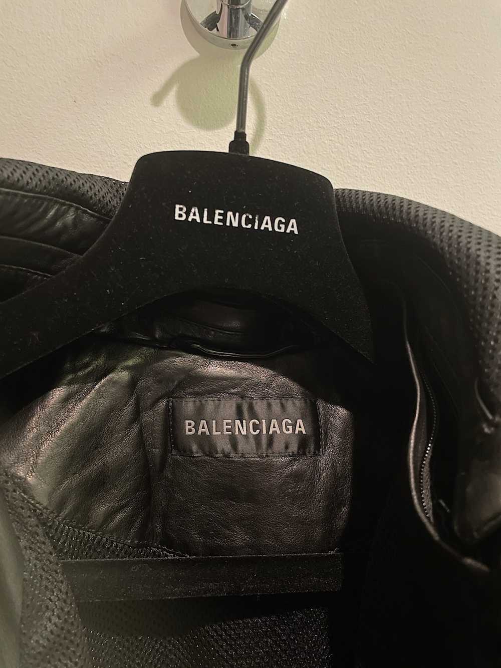 Balenciaga Balenciaga 3B Icon Lambskin Leather Tr… - image 6