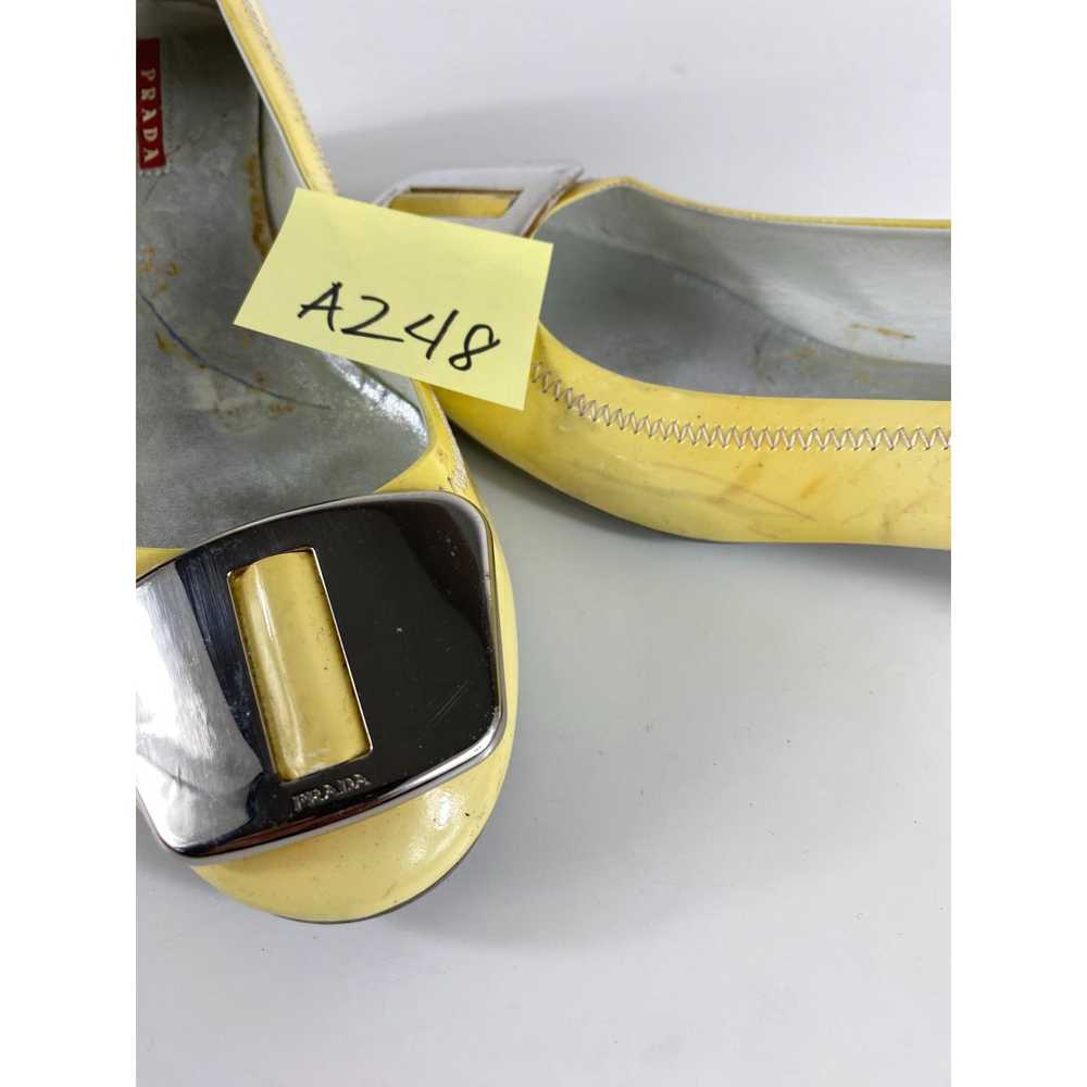 Prada Prada Patent Leather Block Heels Pumps Yell… - image 6