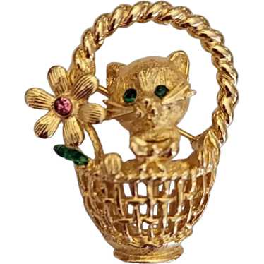 Trifari TM Gold Tone Cat On Basket Trembler Brooc… - image 1