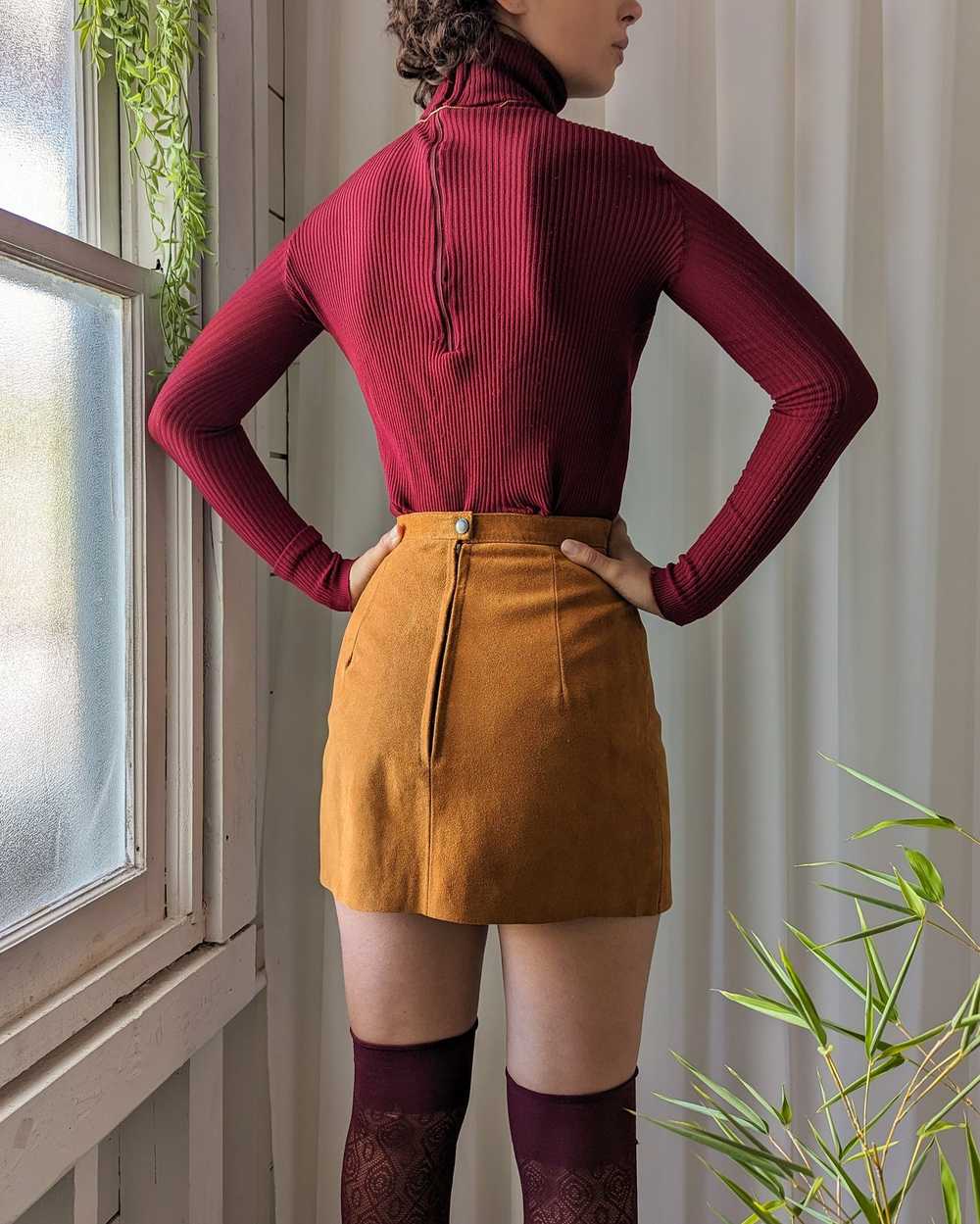 80s Leather Mini Skirt - image 4