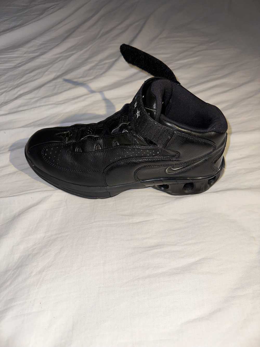 Nike 2005 Nike flight, all black basketball shoe - image 3