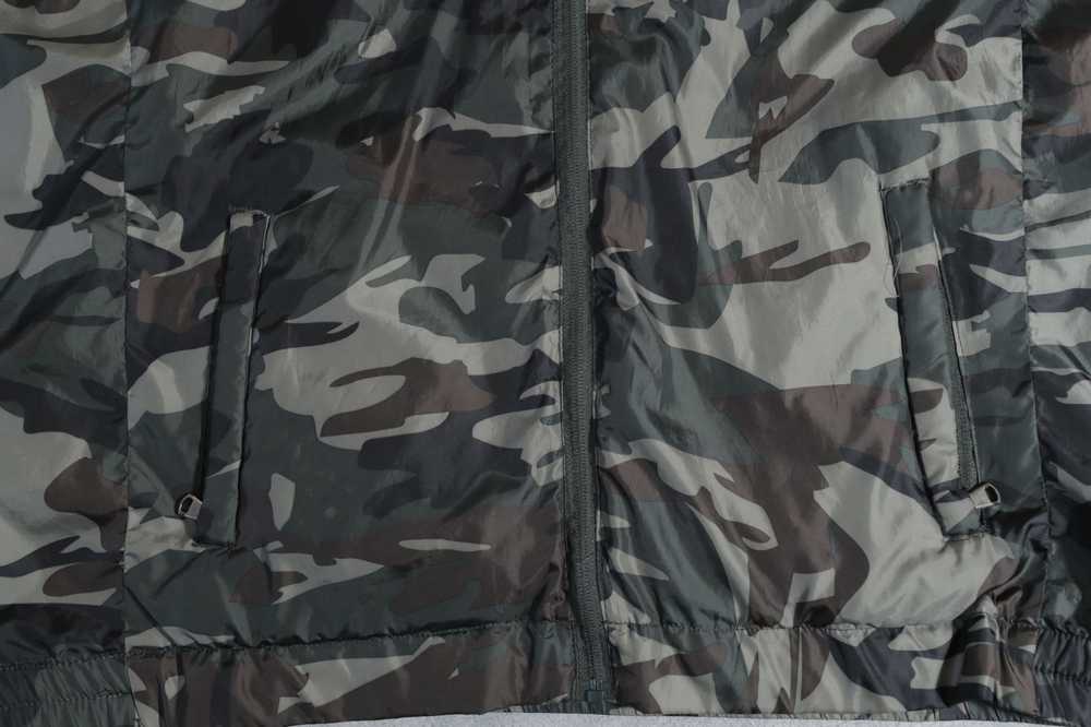 Streetwear LA Gate Collection Camo Windbreaker (X… - image 4