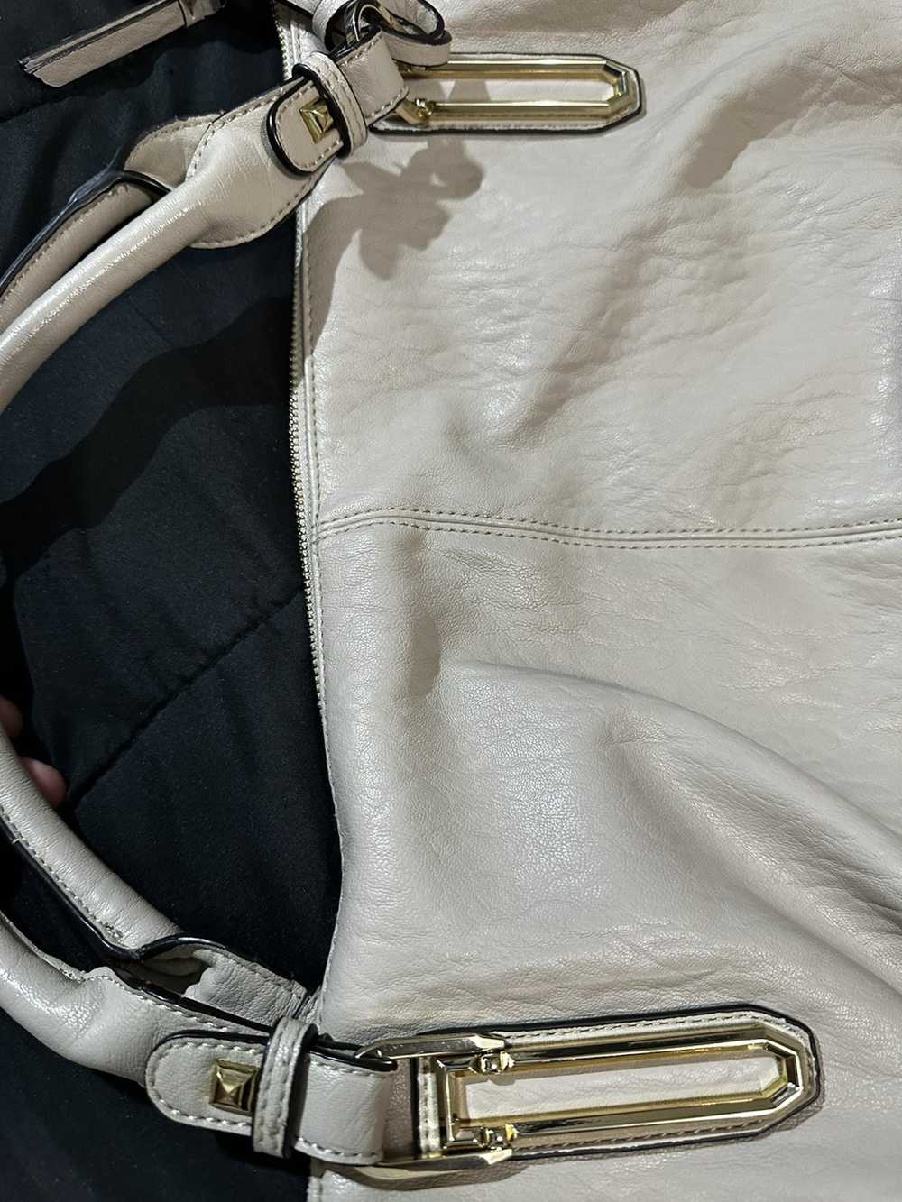 Jessica Simpson Jessica Simpson handbag/tote. - image 12