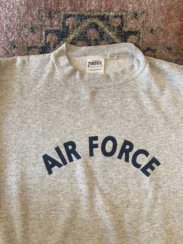 Vintage Vintage 1994 Air Force sweatshirt .