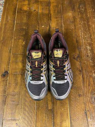 Asics Gel-Quantum Kinetic “Carbon/Pure Gold”