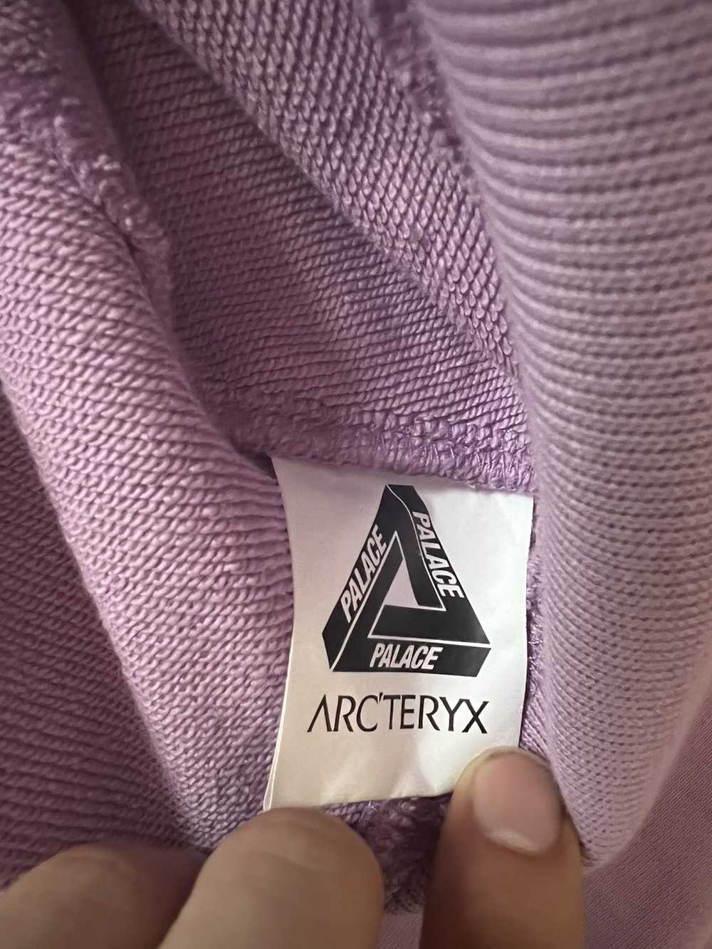 Arc'Teryx × Palace Palace x Arc’teryx lilac hoodie - image 4