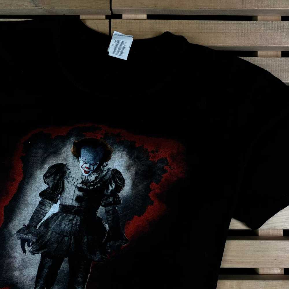 Movie × Vintage Mens Vintage Pennywise T Shirt Si… - image 2