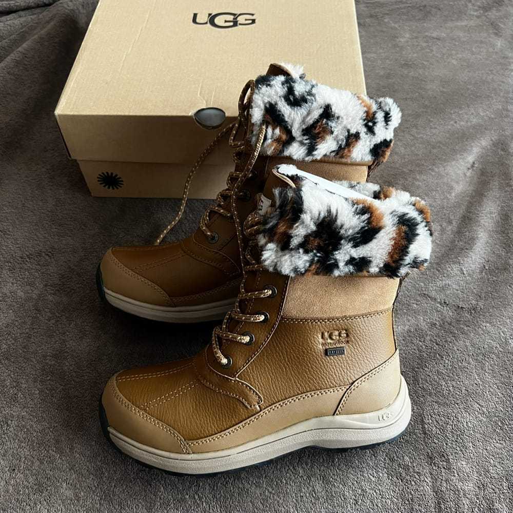 Ugg Leather snow boots - image 10