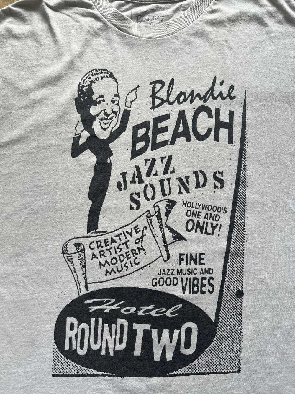 Round Two Blondie Beach Jazz Sounds T-Shirt - image 2