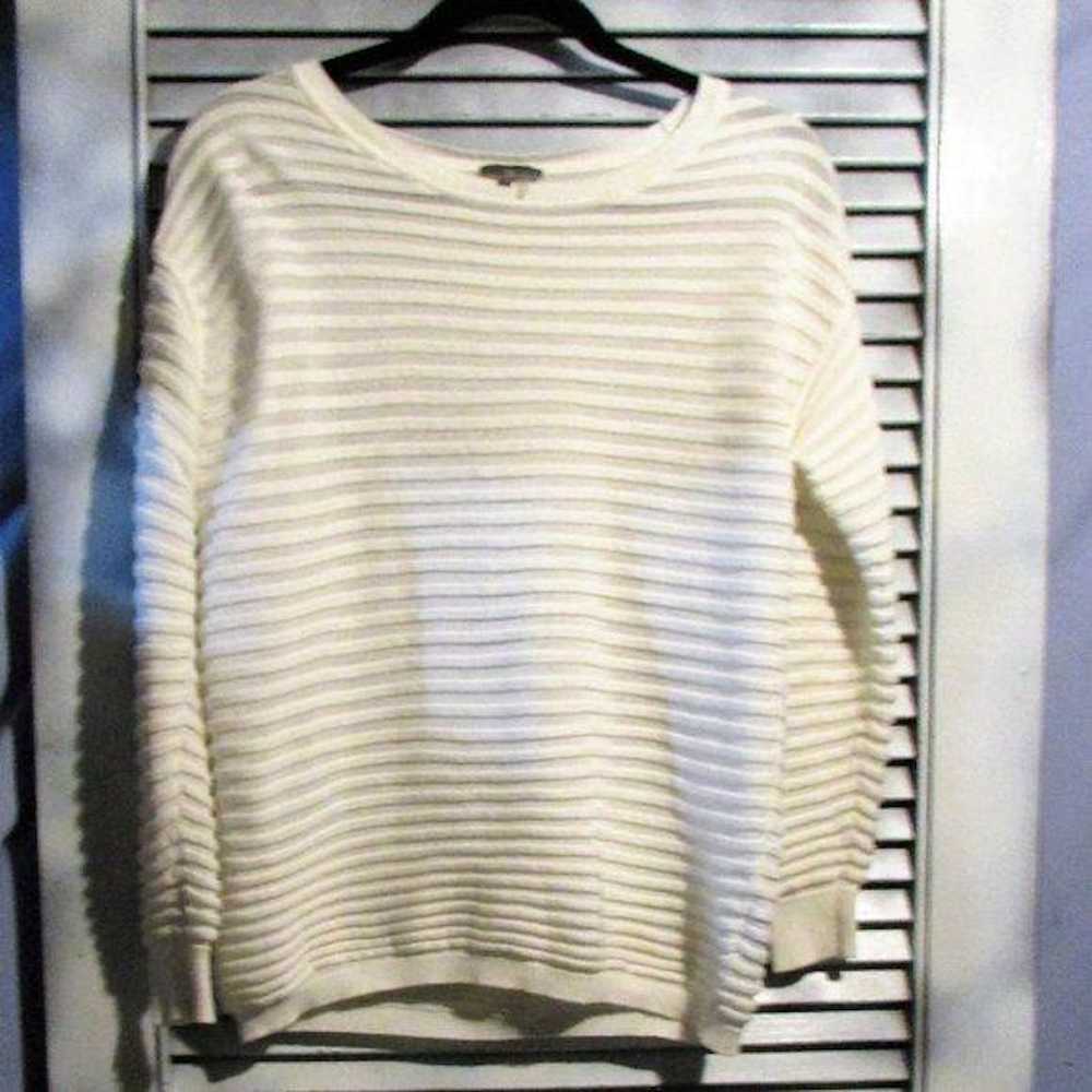 Vince Camuto Vince Camuto Medium White Striped Sw… - image 6