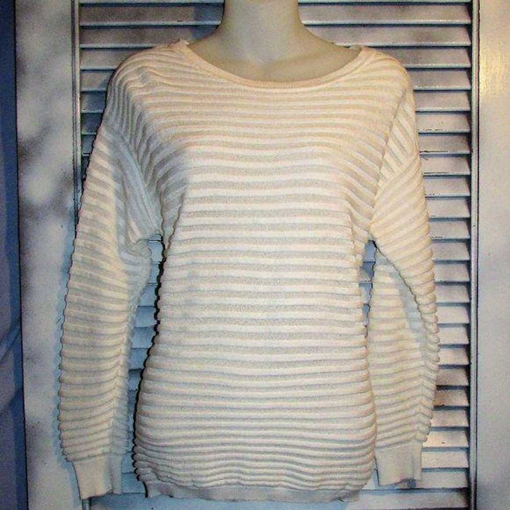 Vince Camuto Vince Camuto Medium White Striped Sw… - image 8