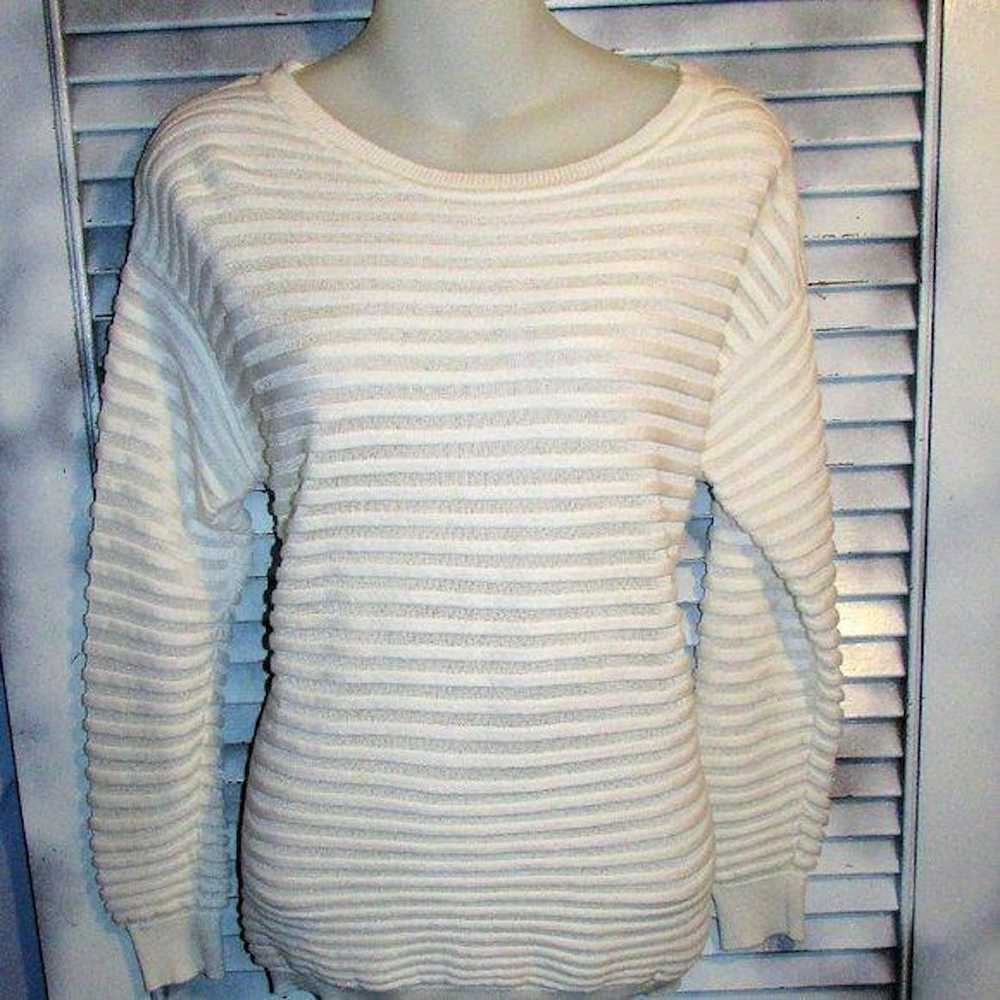 Vince Camuto Vince Camuto Medium White Striped Sw… - image 9