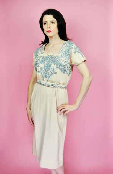 1950s 1960s Vintage Pale Pink Blue Embroidered Woo