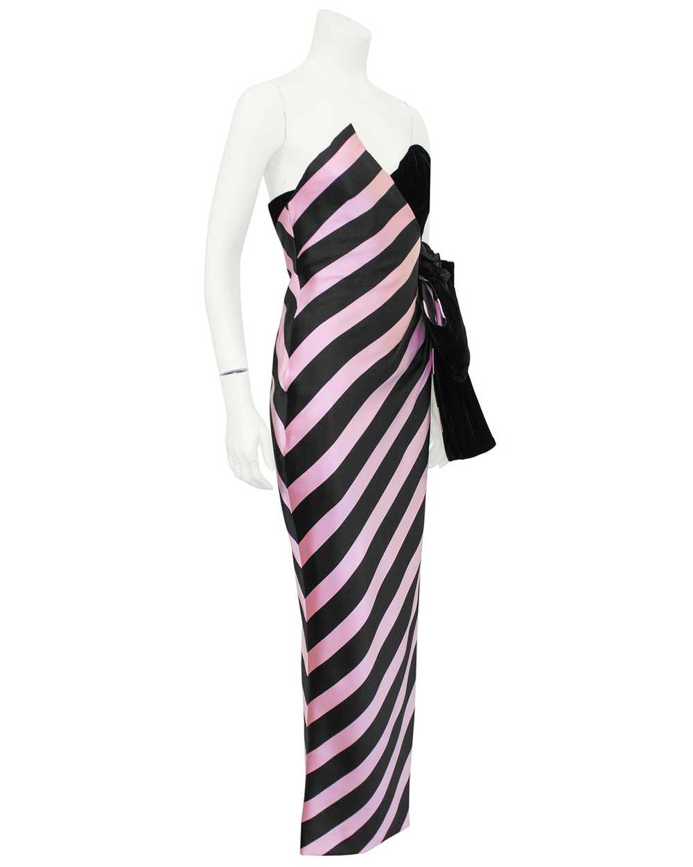 Belleville Sasoon Black and Pink Strapless Gown - image 1
