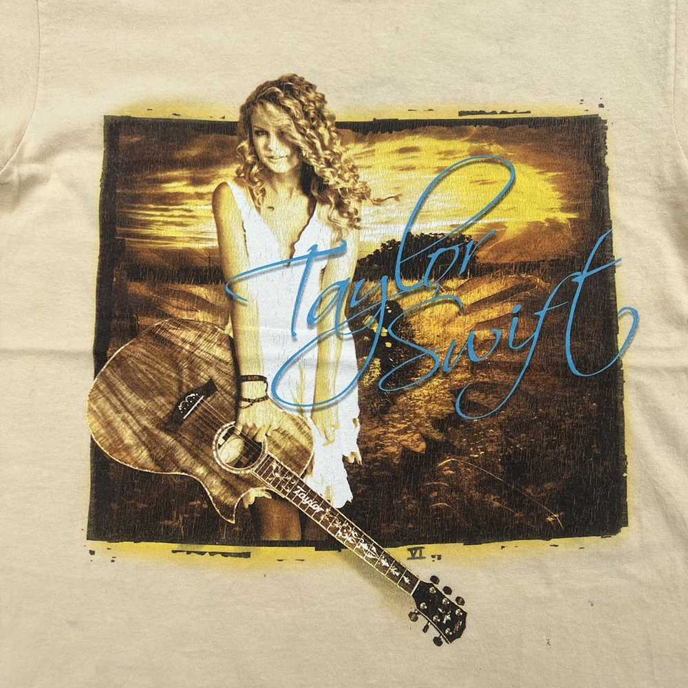 Band Tees × Vintage Taylor Swift First Debut Album To Gem