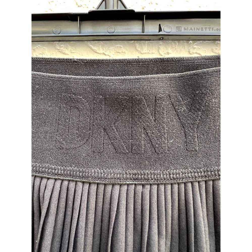 DKNY DKNY Inner Short Double Layer Plisse Skirt B… - image 3