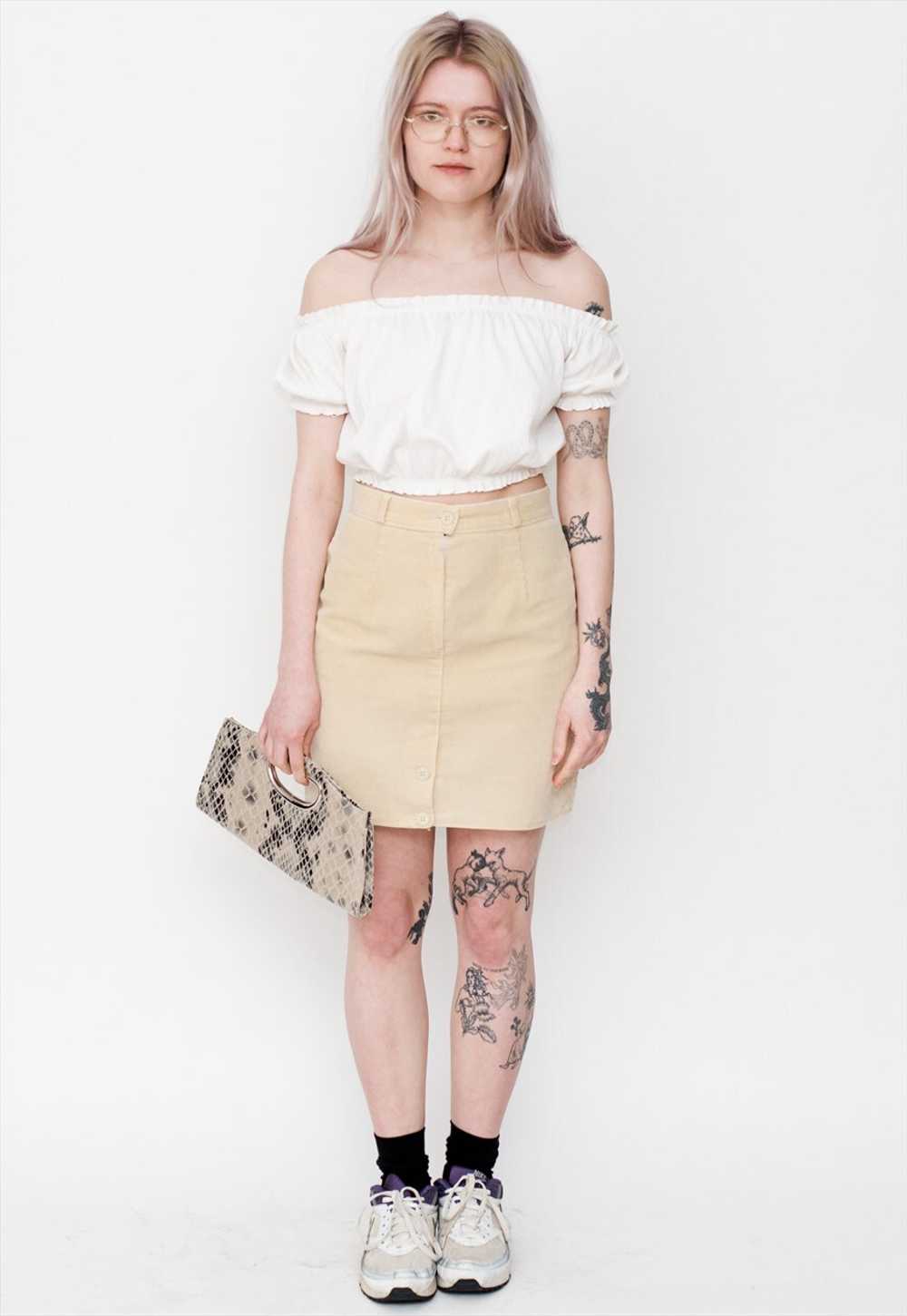 Vintage Y2K corduroy mini skirt in beige - image 5