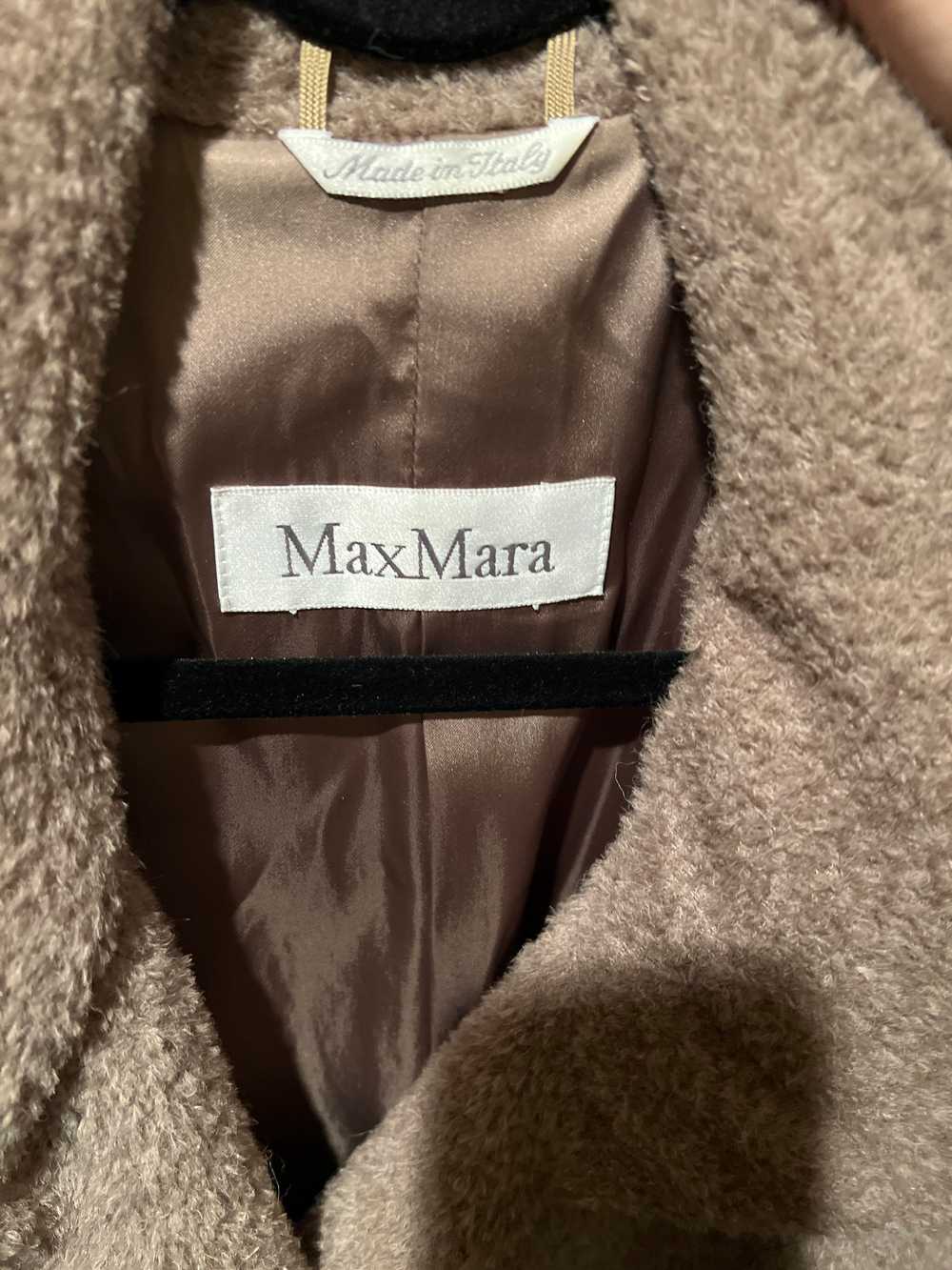 Full Length MaxMara Coat - image 6