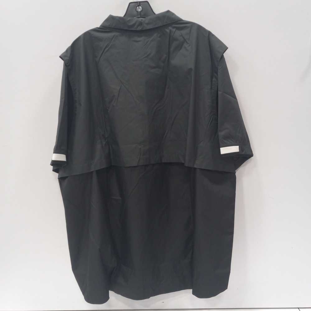 Men's Nike Dark Grey Short Sleeve Rain Jacket Siz… - image 4