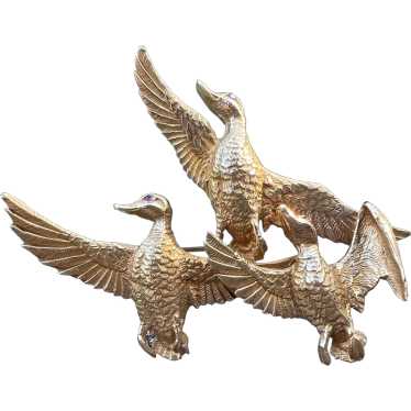 14K Yellow Gold Trio of Geese Bird Brooch