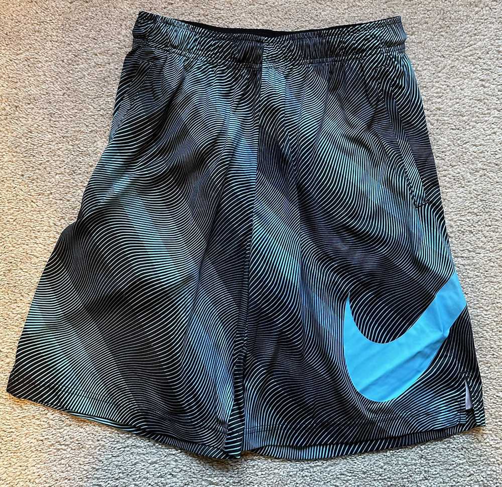 Nike Nike Medium Dri-Fit Shorts - image 2