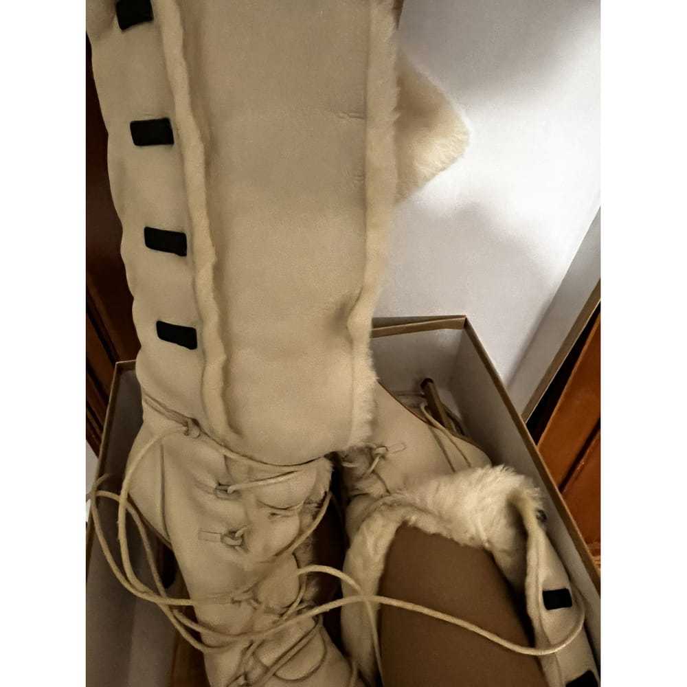 Gucci Shearling boots - image 5