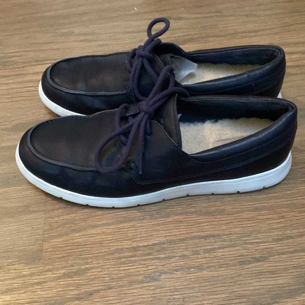 Ugg UGG Catton Leather Navy Boat Shoes Size 9.5 - image 4