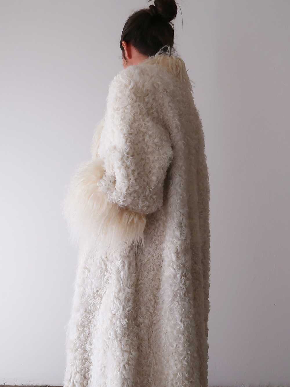 Mongolian Fur Coat - image 2