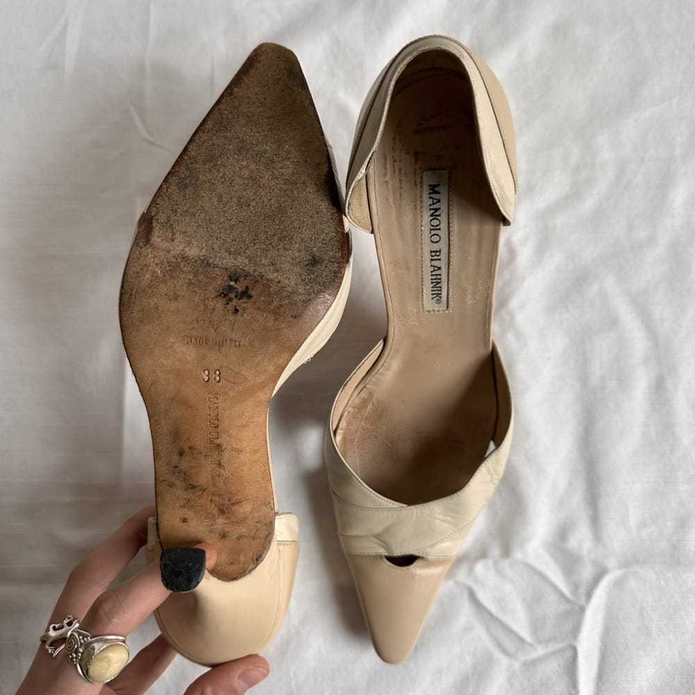 Manolo Blahnik Lala leather heels - image 5