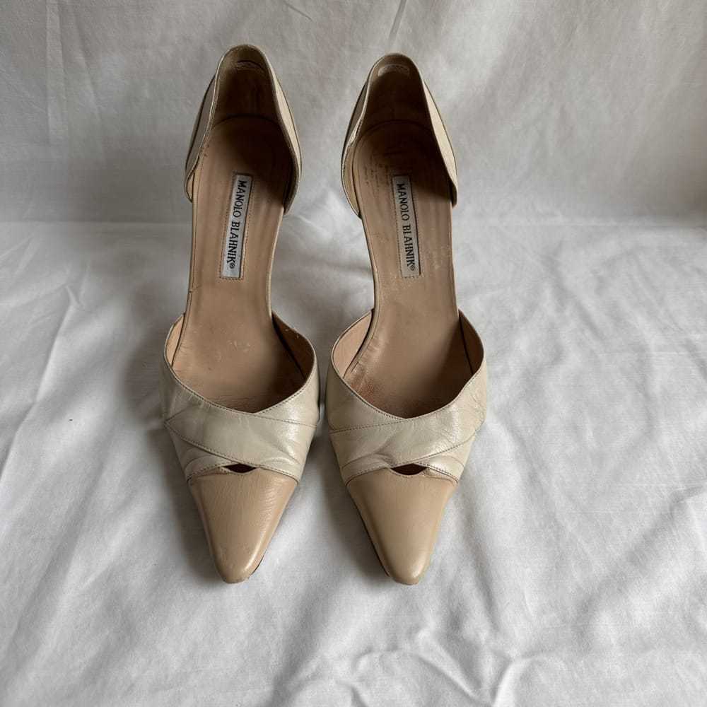 Manolo Blahnik Lala leather heels - image 6
