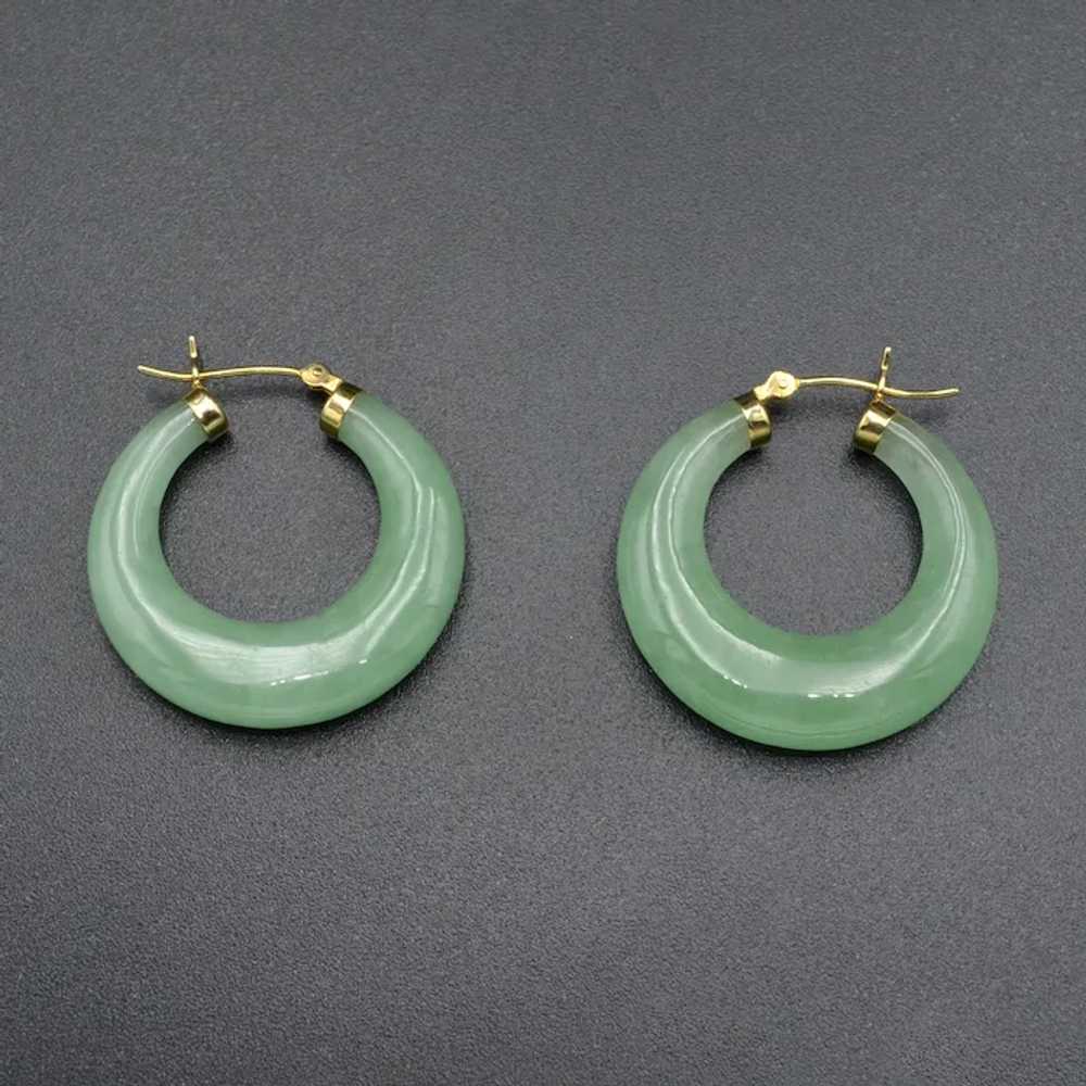 Vintage 14k Gold and Jadeite Jade Hoop Earrings - image 3